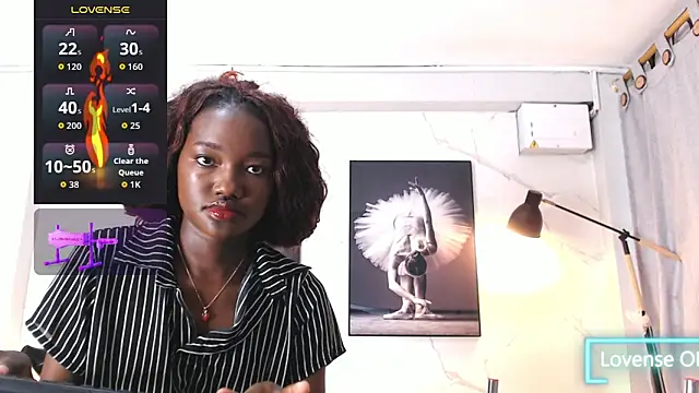 Snapshot of Evaa_18 chatting on 15, 10, 2025 Evaa 18 online show from 15, 10, 2025