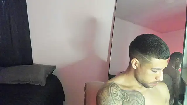 ThiagoLugo online show from 6, 11, 2025