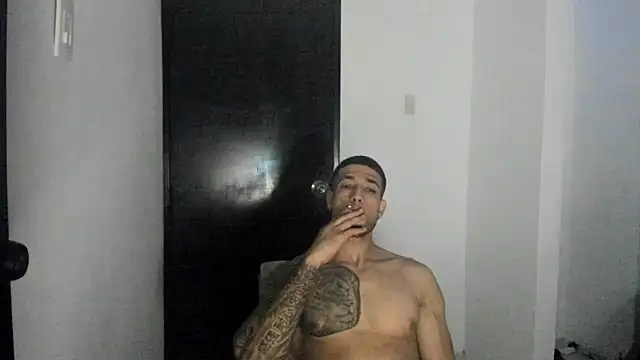 Snapshot of ThiagoLugo chatting on 22, 5, 2026 ThiagoLugo online show from 22, 5, 2026