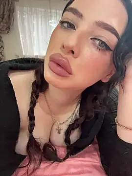 Snapshot of Hannah_xBaby chatting on 27, 11, 2025 Hannah xBaby online show from 27, 11, 2025