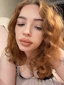 Snapshot of Hannah_xBaby chatting on 19, 5, 2026 Hannah xBaby online show from 19, 5, 2026