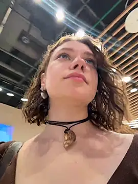 lucy-joy online show from 6, 10, 2025