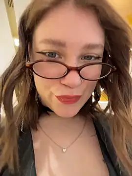 lucy-joy online show from 15, 1, 2026