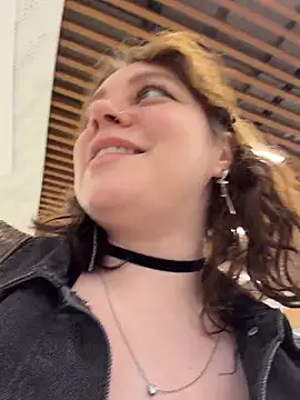 Snapshot of lucy-joy chatting on 14, 5, 2026 lucy-joy online show from 14, 5, 2026