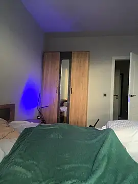 Snapshot of tammy_gun chatting on 9, 10, 2025 tammy gun online show from 9, 10, 2025