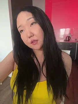 Snapshot of tammy_gun chatting on 16, 12, 2025 tammy gun online show from 16, 12, 2025