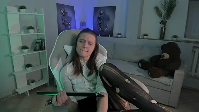 AlicePill online show from 22, 11, 2025