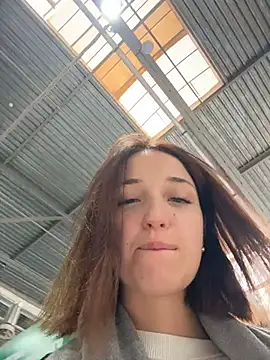 DollyTall online show from 12, 10, 2025