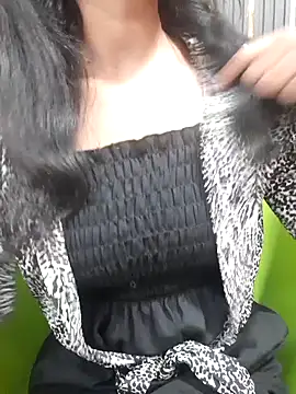 Snapshot of AnkitaDevi chatting on 8, 11, 2025 AnkitaDevi online show from 8, 11, 2025