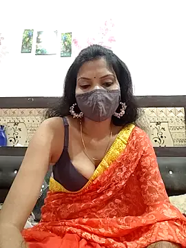 Yourhotsweetgirl online show from 12, 10, 2025