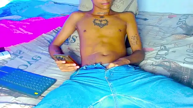 Snapshot of gabo_hotboy chatting on 1, 8, 2026 gabo hotboy online show from 1, 8, 2026