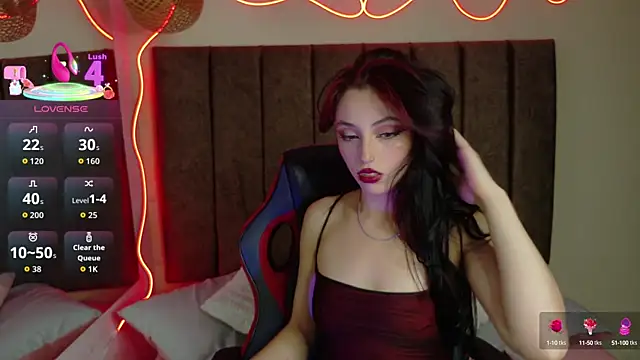 Megan  cole1 online show from 26, 9, 2025