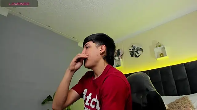 Snapshot of Ares_di_martin chatting on 25, 9, 2025 Ares di martin online show from 25, 9, 2025