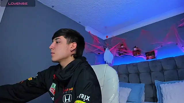 Snapshot of Ares_di_martin chatting on 31, 10, 2025 Ares di martin online show from 31, 10, 2025