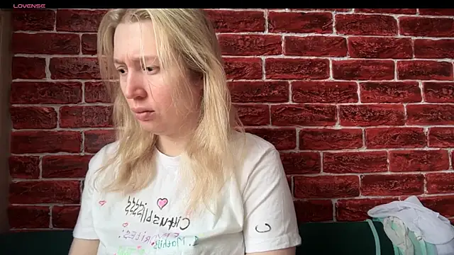 CitrusBlissss online show from 6, 11, 2025