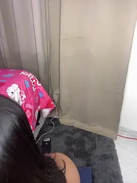 Dulcekitty   online show from 22, 4, 2026