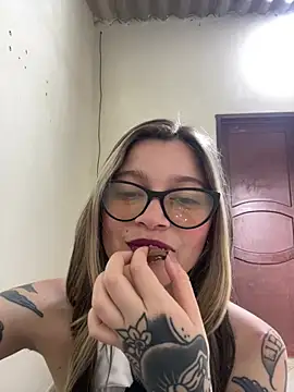 KoraSweett online show from 5, 3, 2026