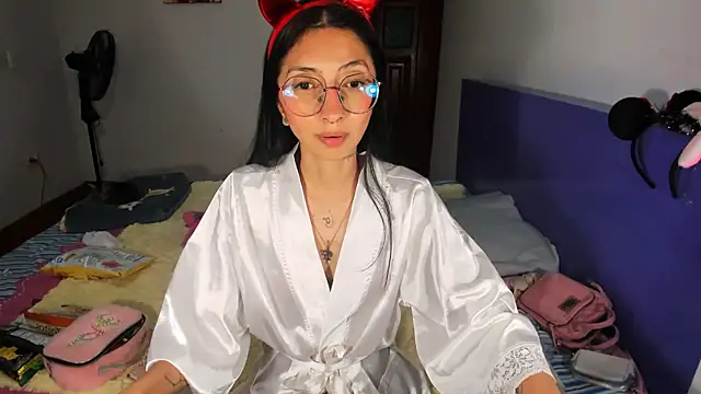 Anais lux online show from 21, 4, 2026