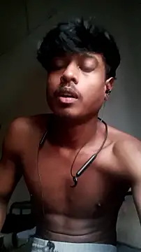 Snapshot of 6yon chatting on 6, 11, 2025 6yon online show from 6, 11, 2025