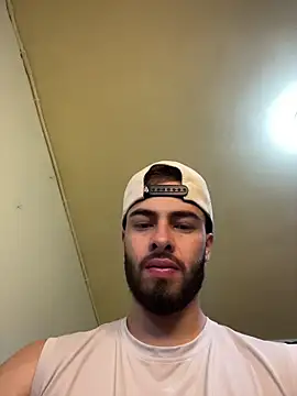 Snapshot of MaxDell chatting on 8, 1, 2026 MaxDell online show from 8, 1, 2026