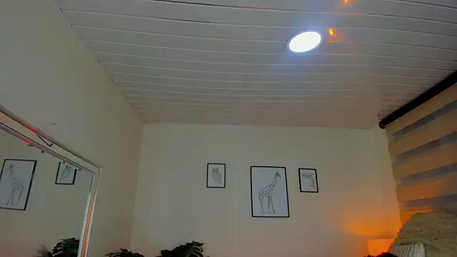 LusyKitty online show from 10, 9, 2025