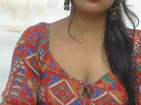 Snapshot of POOJA_199 chatting on 25, 10, 2025 POOJA 199 online show from 25, 10, 2025