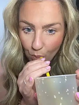 Charleigh xx online show from 13, 6, 2026