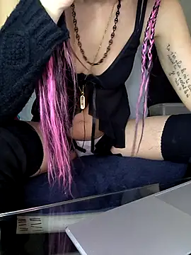 Volcaniiia online show from 17, 4, 2026