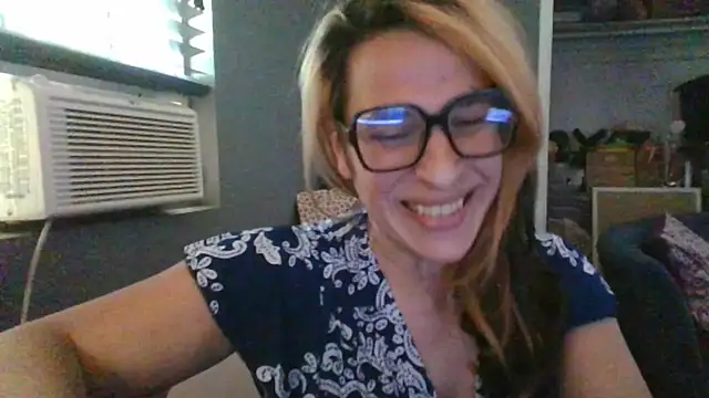 mayra mayhem online show from 27, 7, 2026