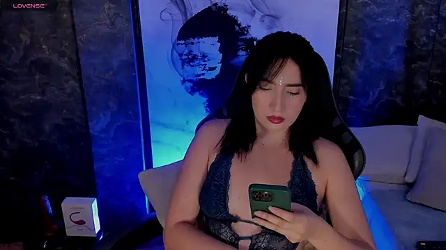 Skyyle  online show from 4, 7, 2026