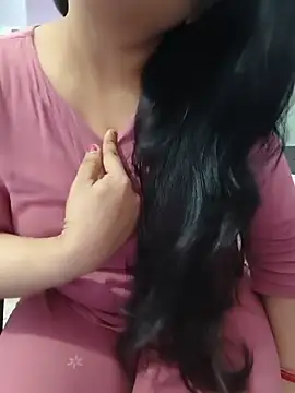 Snapshot of roshni_agrawal0 chatting on 31, 5, 2026 roshni agrawal0 online show from 31, 5, 2026