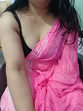 Snapshot of roshni_agrawal0 chatting on 5, 6, 2026 roshni agrawal0 online show from 5, 6, 2026
