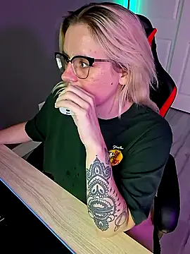 Charlies world online show from 18, 9, 2025