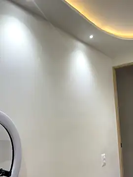 Snapshot of Elie-3 chatting on 30, 10, 2025 Elie-3 online show from 30, 10, 2025