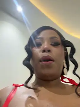 Snapshot of Elie-3 chatting on 9, 11, 2025 Elie-3 online show from 9, 11, 2025