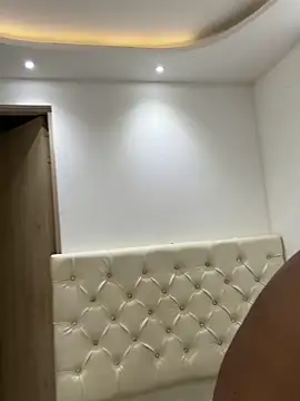 Elie-3 online show from 30, 4, 2026