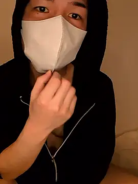 kqitooo online show from 18, 3, 2026