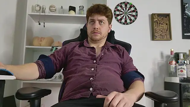 aaron nvk online show from 20, 4, 2026