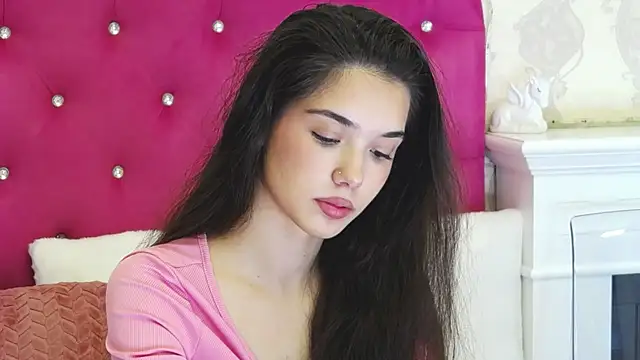 AlexisDevine online show from 13, 7, 2026
