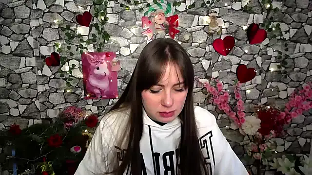 Amanda Bright  online show from 23, 12, 2025