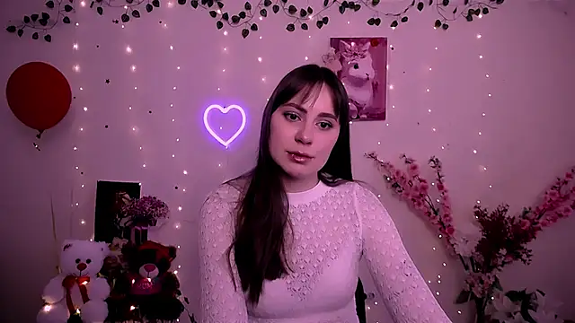 Amanda Bright  online show from 21, 4, 2026