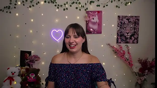 Amanda Bright  online show from 22, 7, 2026