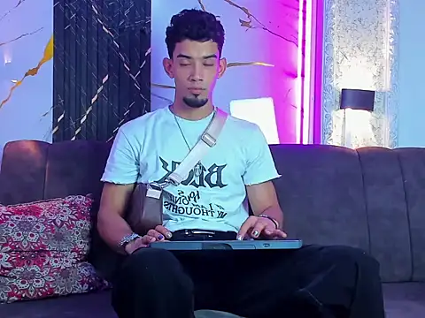 prince arthur77 online show from 5, 7, 2026