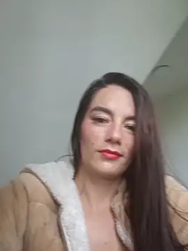 Demy Rhoades online show from 2, 10, 2025