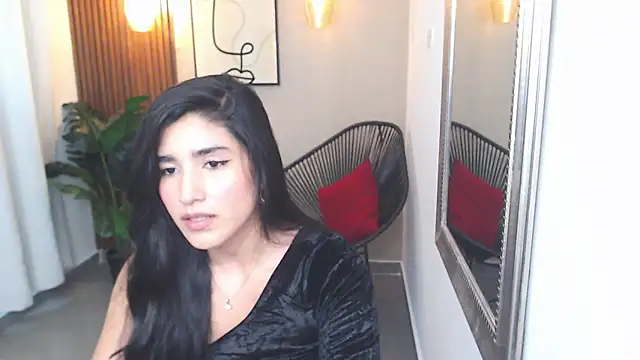 Lia Mar  online show from 24, 4, 2026