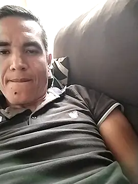 Snapshot of Boragozarvem chatting on 13, 11, 2025 Boragozarvem online show from 13, 11, 2025