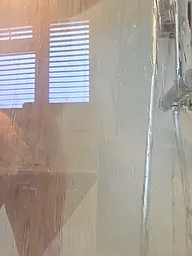 Snapshot of Oorse1966 chatting on 15, 11, 2025 Oorse1966 online show from 15, 11, 2025