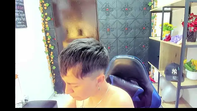  Hannah Hot online show from 11, 4, 2026