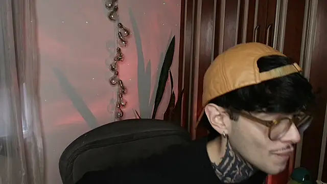 Mihail leroy online show from 21, 12, 2025