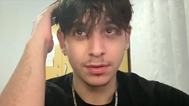 Snapshot of Cayozin_ chatting on 15, 9, 2025 Cayozin online show from 15, 9, 2025